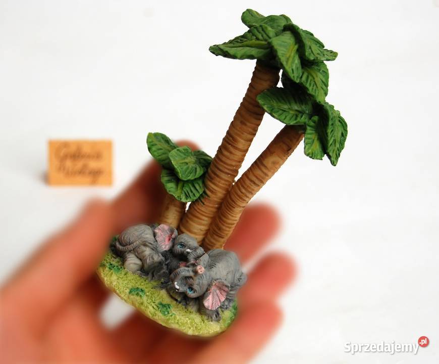 Słoń słonie pod palmami figurka z żywicy Lublin