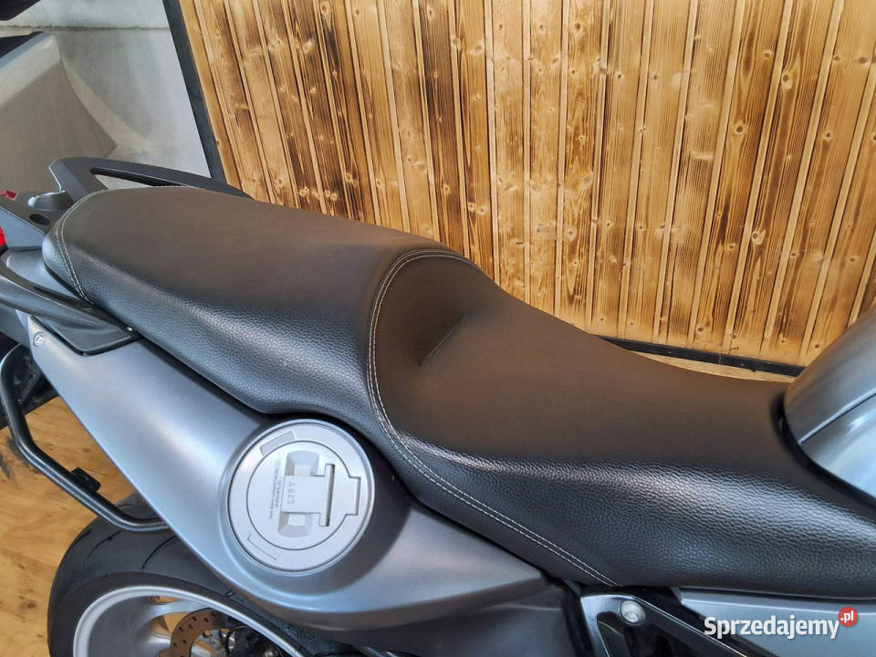 BMW F piękny motocykl BMW F 800 ST WYGLĄDA Stare Miasto