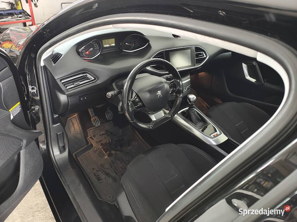 Peugeot 308 t9 16 eHdi 115 192000km Morawica sprzedam