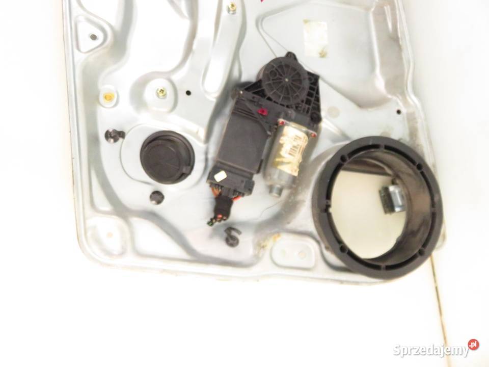 PODNOŚNIK SZYBY PRAWY PRZEDNI VW PASSAT B5 małopolskie