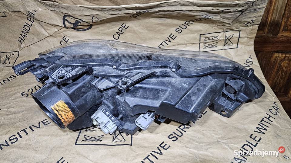 Lampa lewy przód Toyota GT86 Ostrów Mazowiecka