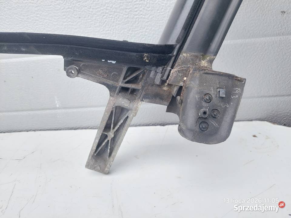 AUDI A8 D3 42 TDI 0510 RAMKA SZYBY DRZWI LEWY Drzwi