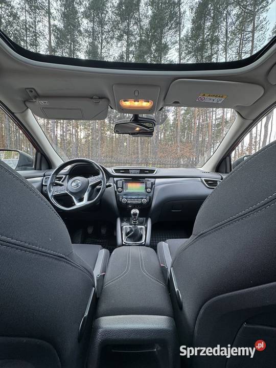 Nissan Qashqai 12 115 wersja NCONNECTA czerwony Warszawa