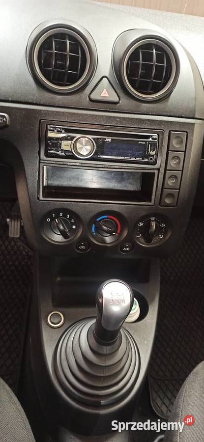Ford Fiesta 2004 13 benzyna Fiesta sprzedam