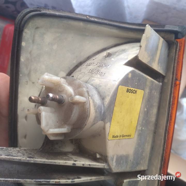 kierunkowskaz przód mercedes w124 lewy osobowe Biszcza