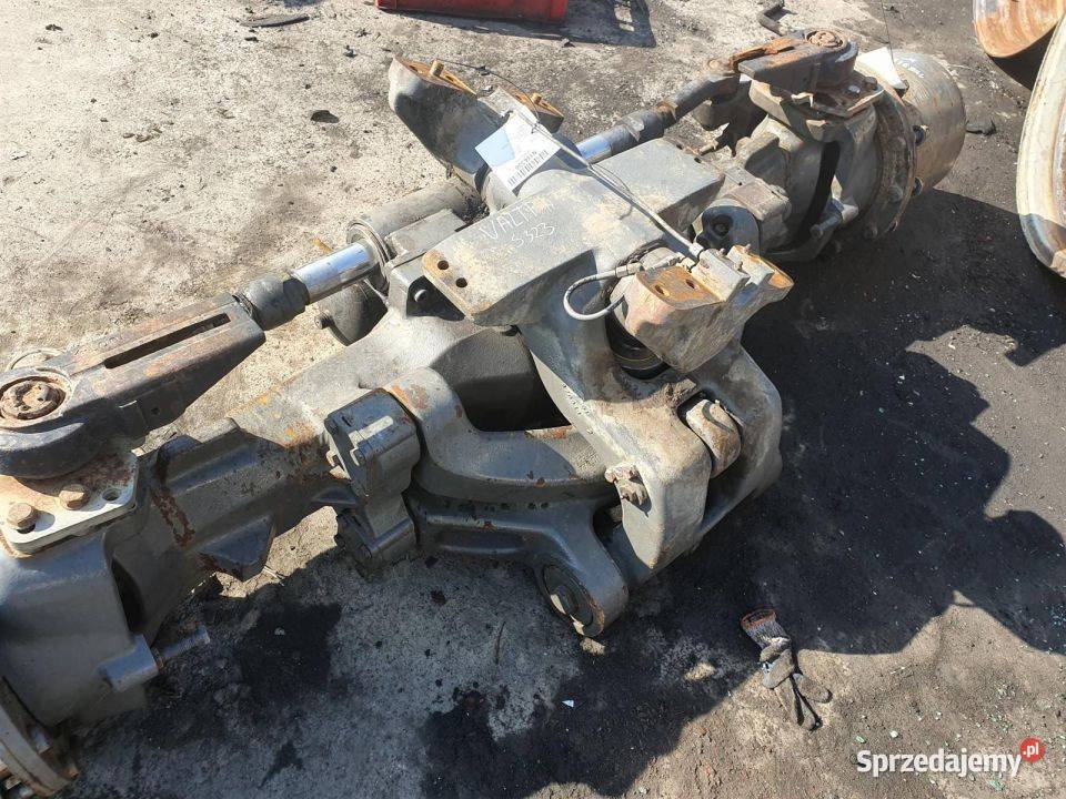 MOST PRZEDNI VALTRA S 323 AGCO 1350364M91 osobowe Lipno