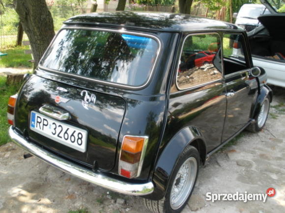 Mini Samochody osobowe