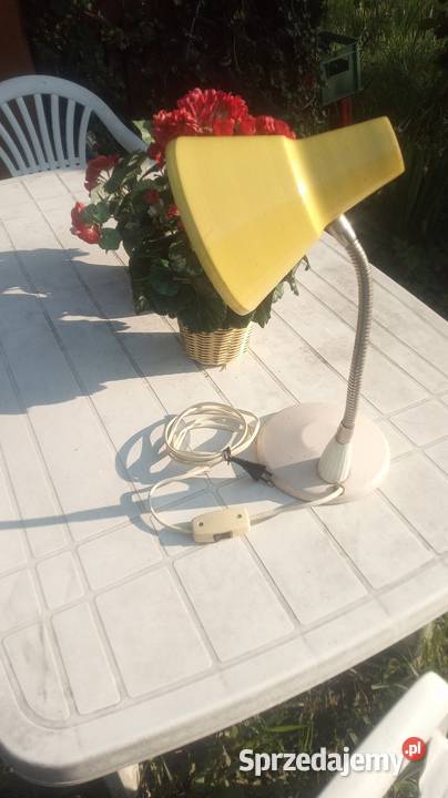 Lampa na biurko z lat PRL Lubartów