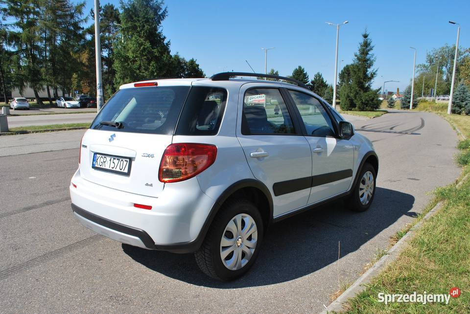 Suzuki SX4 4x4 Klima Grzane fotele Serwisowany Samochody osobowe małopolskie Nowy Sącz sprzedam