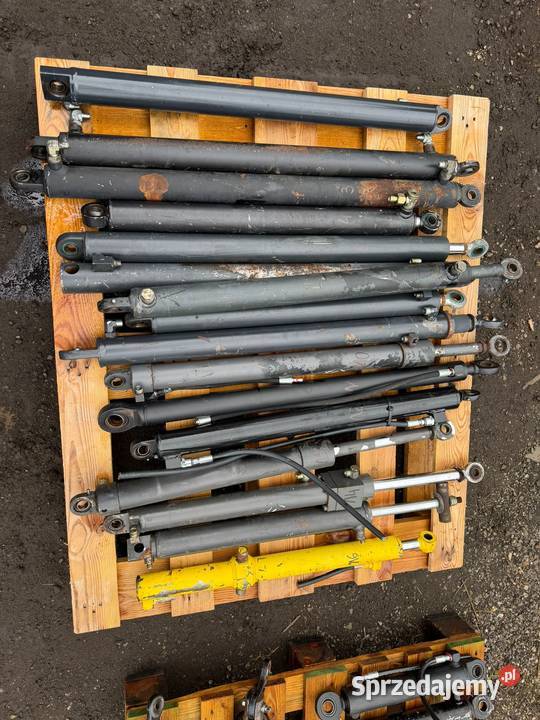 Siłownik hydrauliczny dwustronnego działania Układ kierowniczy śląskie Antonie sprzedam