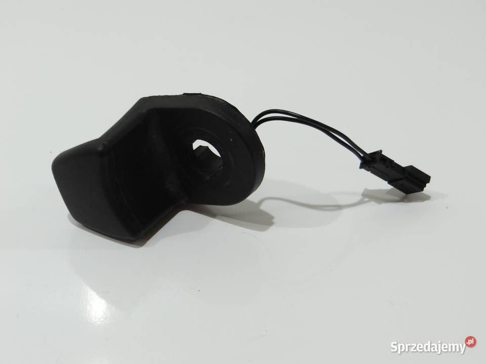 MIKROSTYK KLAPY BAGAŻNIKA BMW E61 Strzyżewice sprzedam