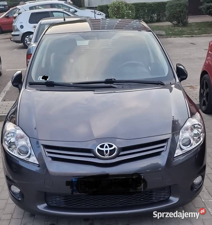 Toyota Auris 2013 r Salon Polska Auris podlaskie Łomża sprzedam