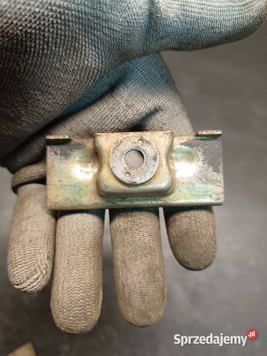 Blaszka mocowanie zbiornik paliwa bak części Gołaczewy sprzedam