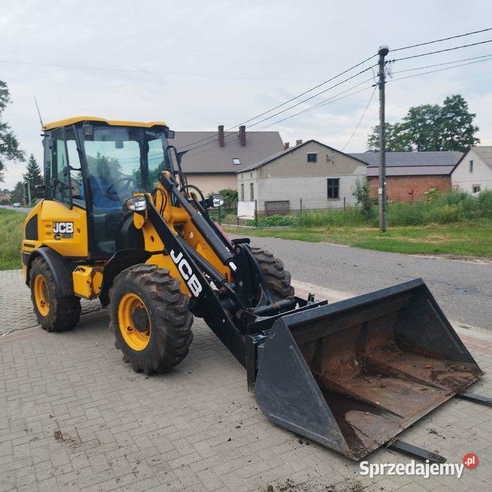 Ładowarka przegubowa JCB 407 kołowa 2021r Cat Łowicz sprzedam