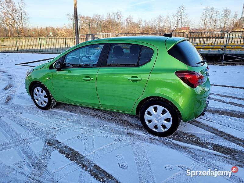 ŚLICZNY z niskim przebiegiemKAMERA kamera cofania Słomniki