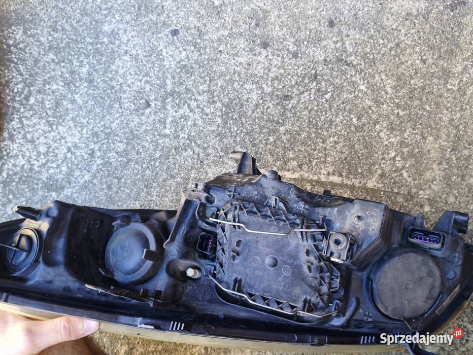 Lampy przednie Megane 3 PH1 Gliwice