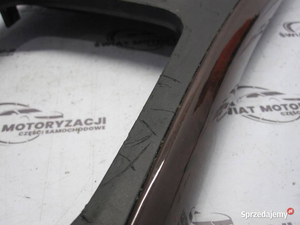 MERCEDES W169 LIFT 09r ramka dekor tunelu