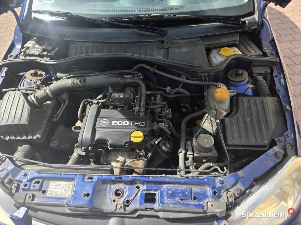Opel Corsa 10 benzyna 2006 długie opłaty do Łódź