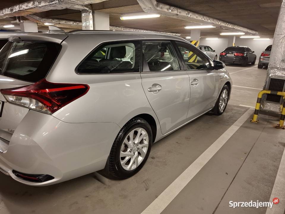 Sprzedam Totota Auris Kombi Hybryda świętokrzyskie Kielce
