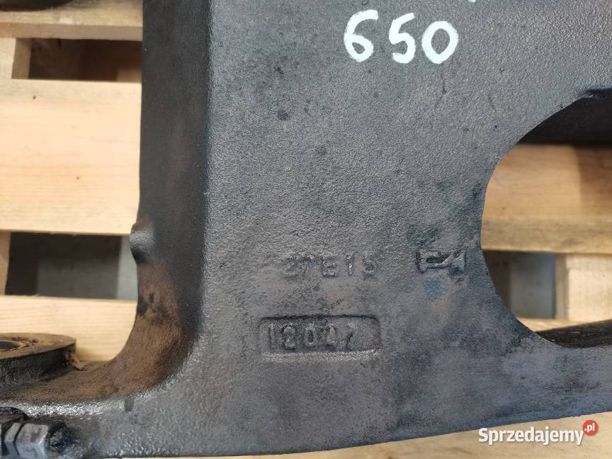 Steyr CVT 6195 Wahacz dolny osi Carraro 12047 Pozostałe