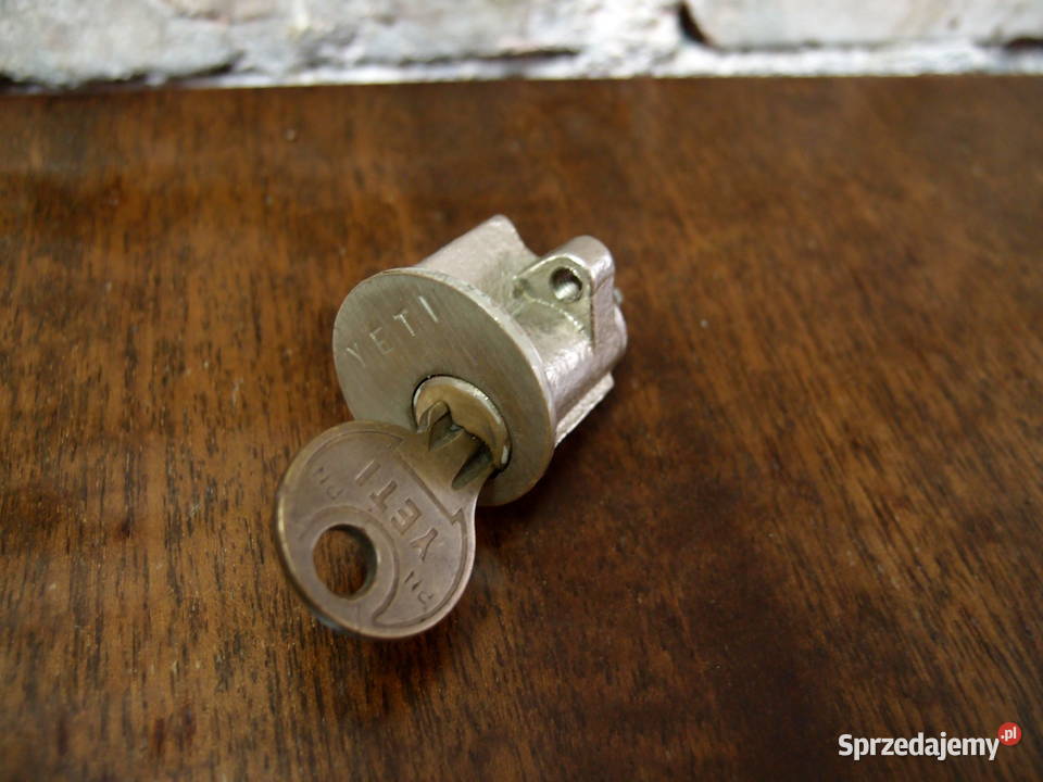 zamek Yeti produkcja PRL Łódź