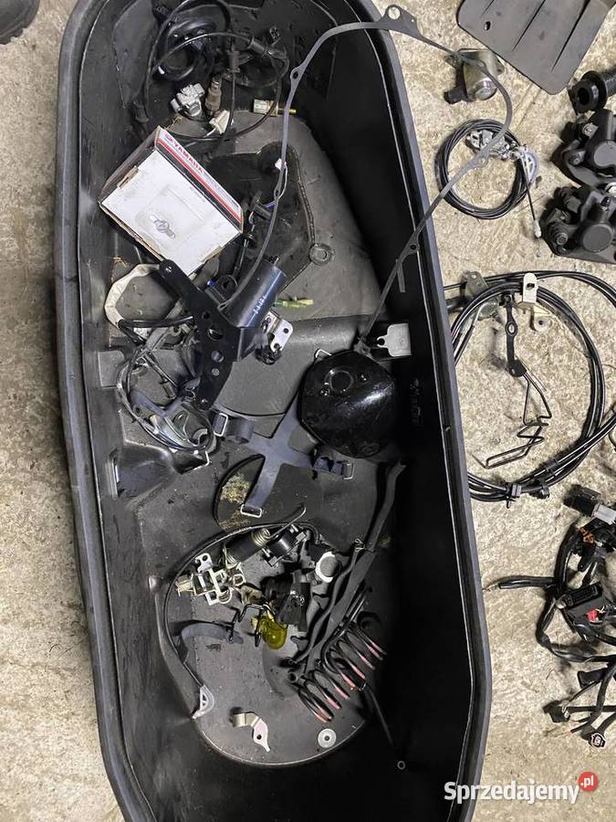 Yamaha Xmax 125 na części 2021r silnik rama