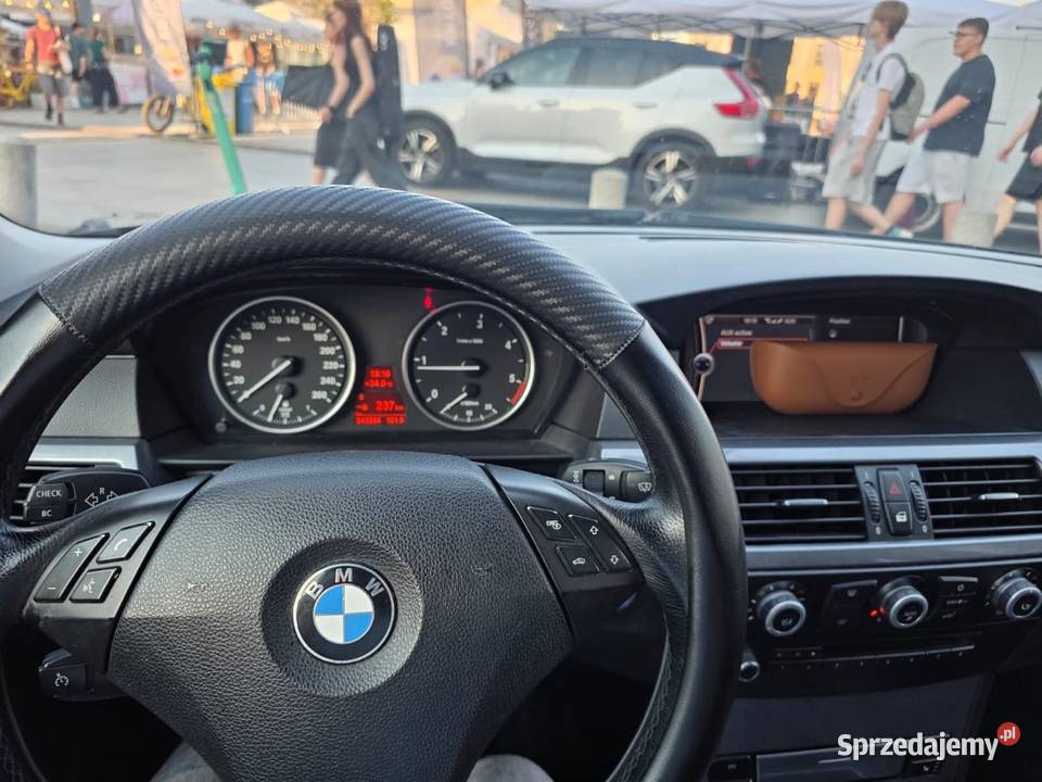 Sprzedam BMW 520d światła przeciwmgielne