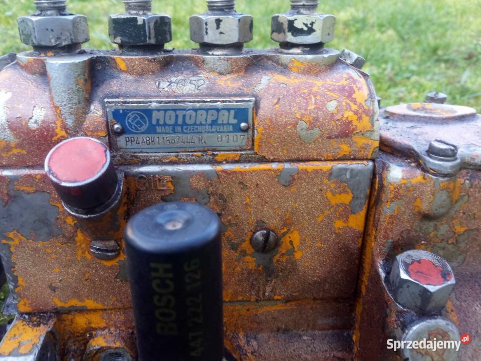 Pompa paliwa Zetor 7011