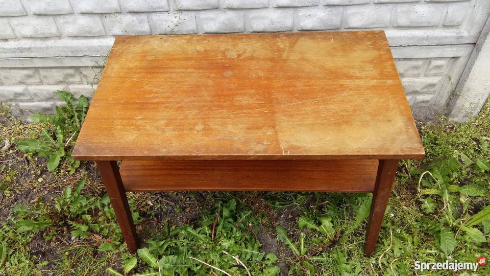 Mała zgrabna ława z lat 60tych 080 Kościan