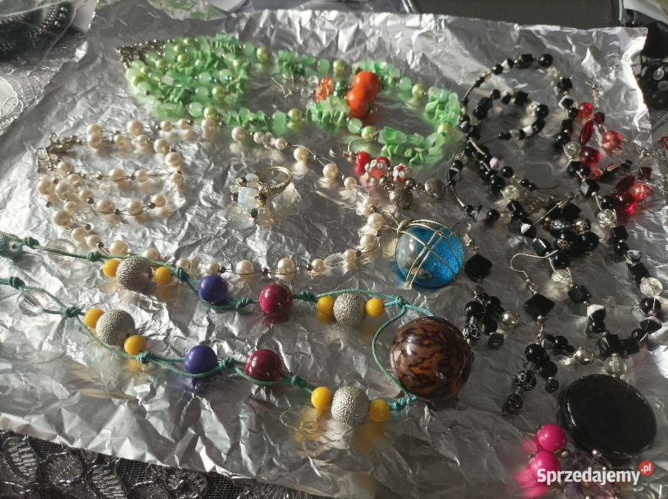 Wyprz komplety bizuteriikamienie