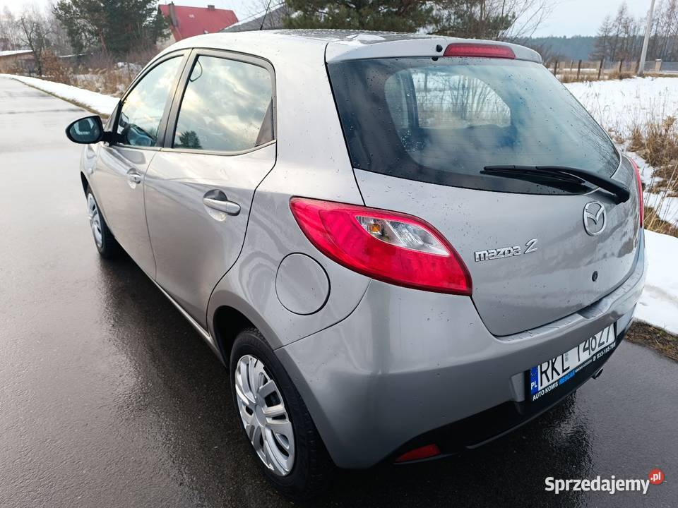 Mazda 2 bogata wersja niski przebieg Tarnobrzeg