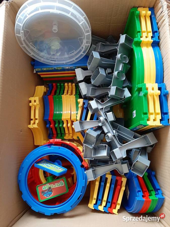 WADER garaz multi parking tor o lacznej dlugosci Kolejki i tory pomorskie Pruszcz Gdański