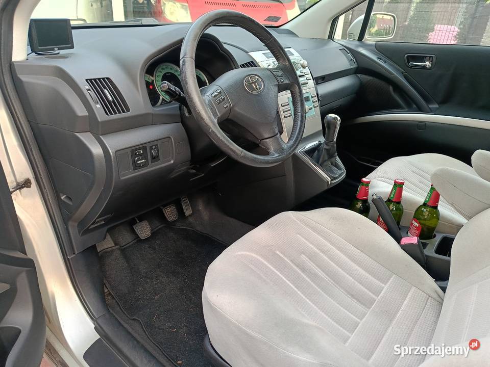 Toyota Corolla Verso 18 Benzyna 7 Osobowy 1800cm3