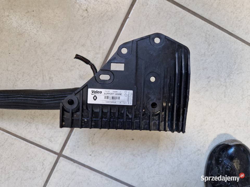 Pompa wody dodatkowa 212309316R Motoryzacja Złocieniec