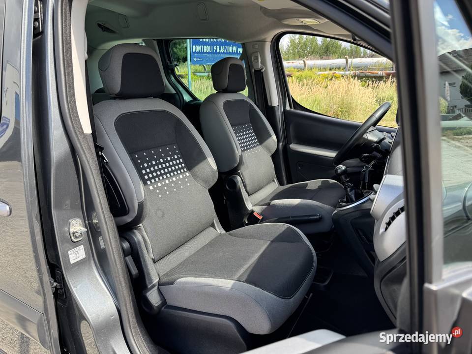 Citroen Berlingo 16 DIESEL Klimatyzacja Tempomat gniazdo USB Konin