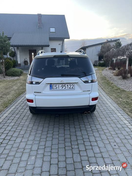 Mitsubishi Outlander EURO5 hak lift 4x4 elektryczne szyby Mitsubishi Sieradz