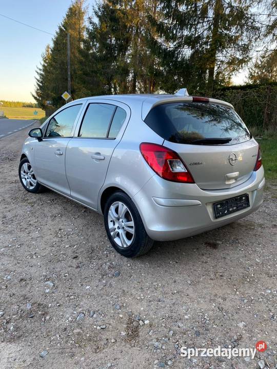Opel corsa 13 dieselsprowadzony Corsa pomorskie Sikorzyno