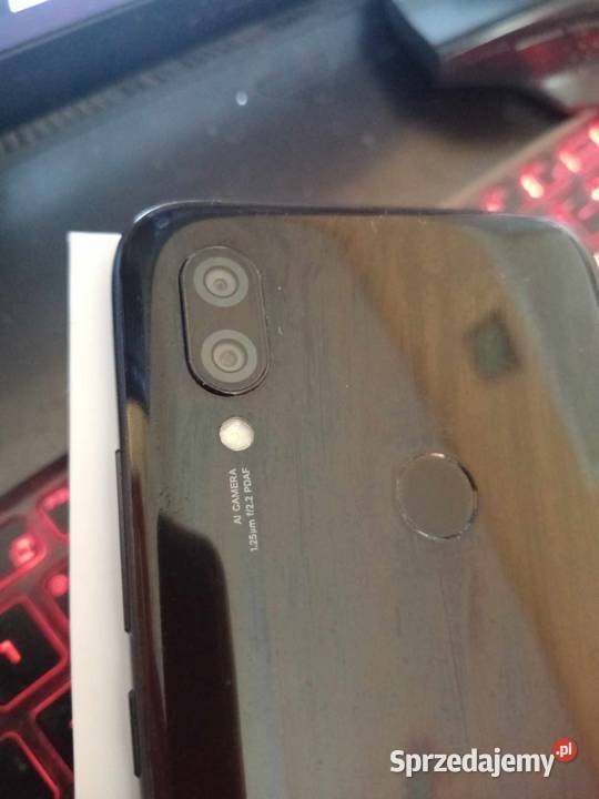 Smartfon Xiaomi Redmi 7 3 GB 32 GB nowy IGŁA Telefony i Akcesoria Janów Lubelski sprzedam