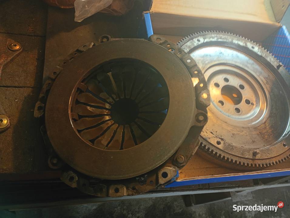 Sprzęgło koło zamachowe 215mm VAG VW Volkswagen osobowe Imielin