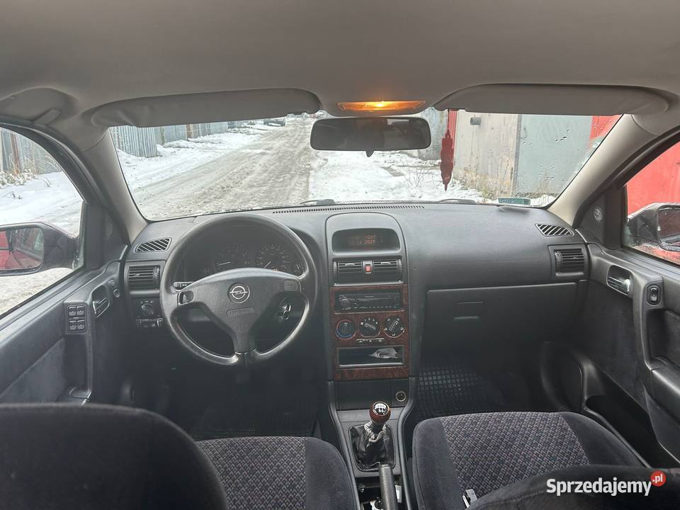 Sprzedam Opla Astra 16 16 V 1999 sprzedam