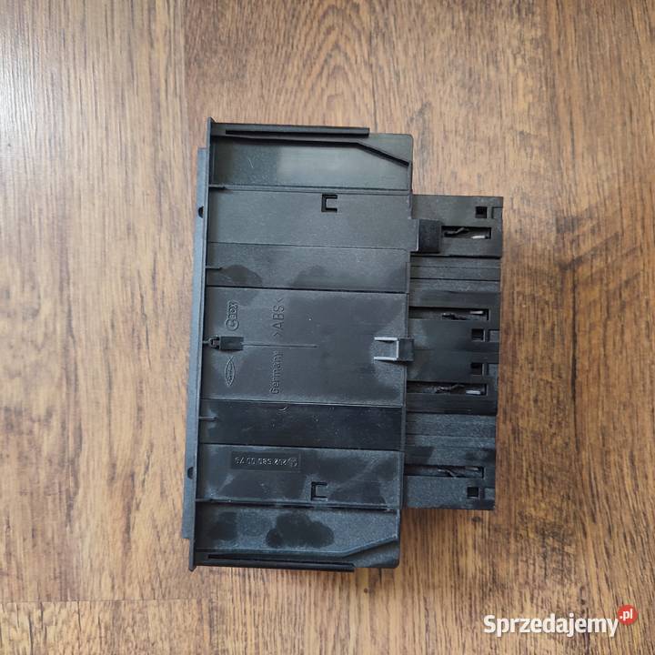 Schowek na kasety Mercedes W202 Rok produkcji 1999 Lubin