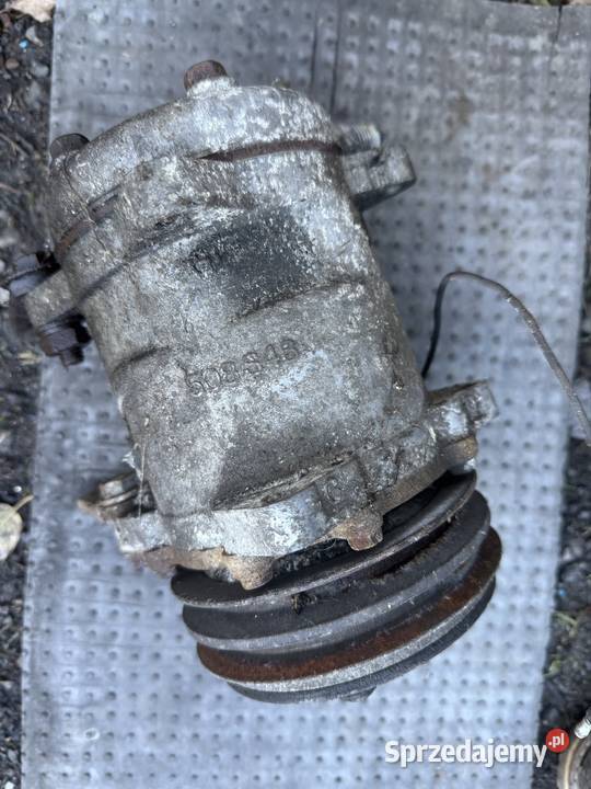 Sprężarka kompresor klimatyzacji BMW e24 śląskie Mszana