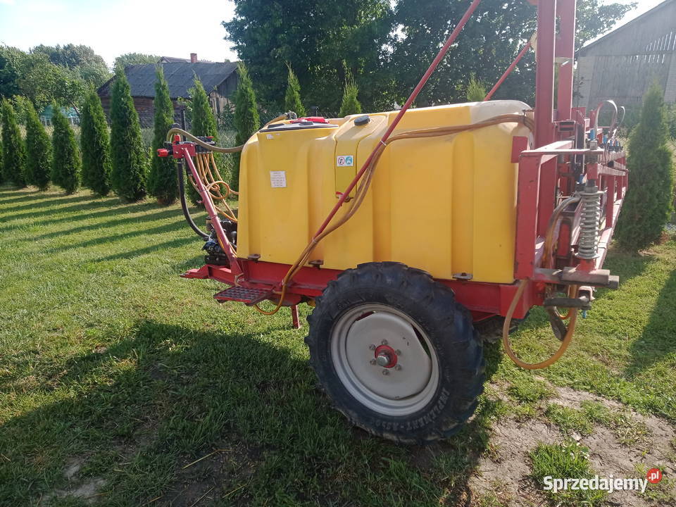 Opryskiwacz ciągany 1200l 12m Tuszów sprzedam