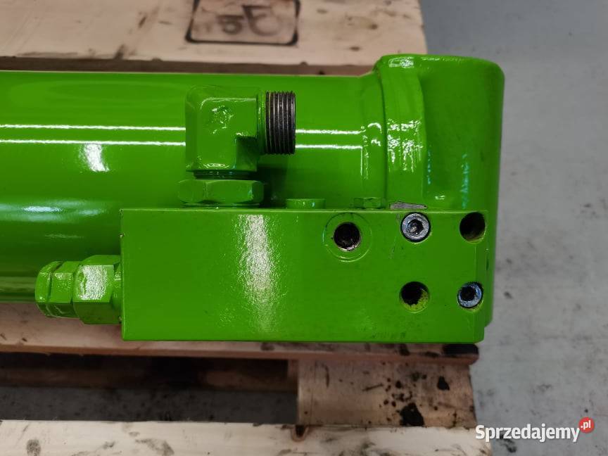 Merlo 347 Plus Siłownik podnoszenia ramienia