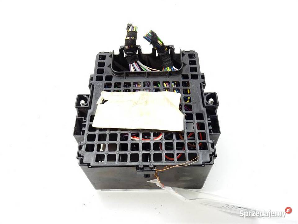 SKRZYNKA BEZPIECZNIKÓW FORD FIESTA MK7 osobowe podkarpackie