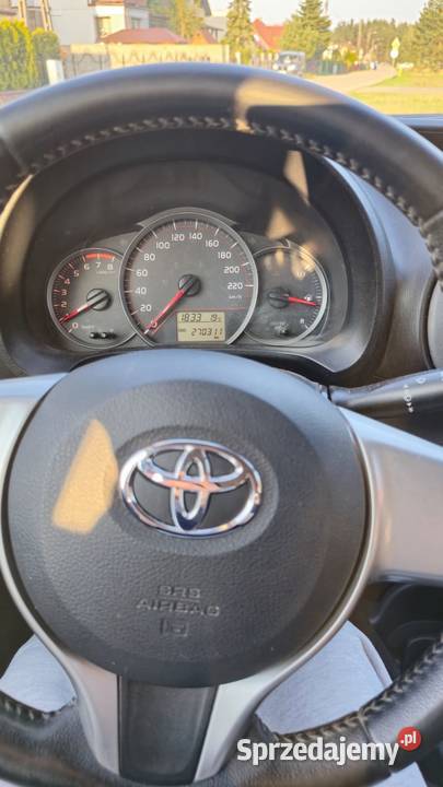 Toyota Yaris III 2013 10 benzyna14500