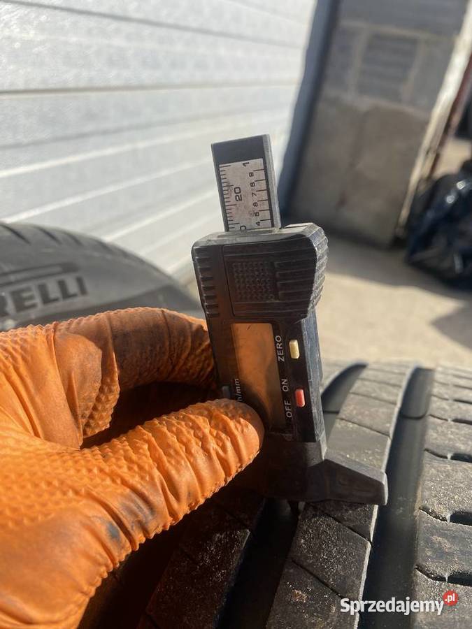 Opony lato Pirelli 22550 R18