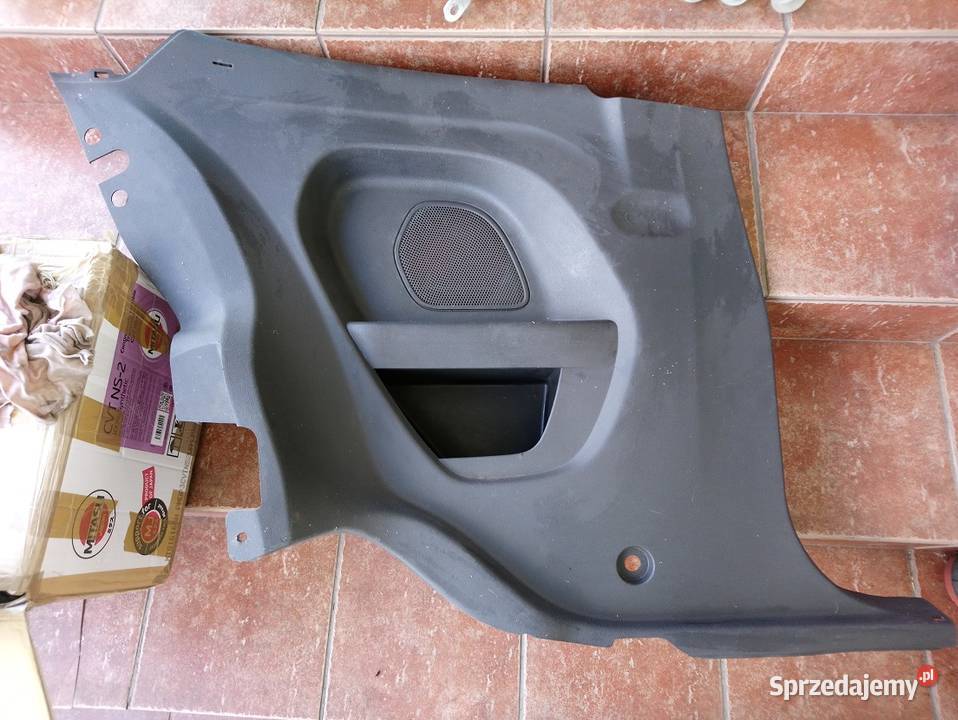 Boczek tylny lewy Ford Fiesta MK7 2D Rok produkcji 2016 Sulejów
