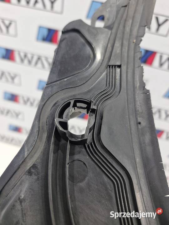 BMW 5 F10 F11 PODSZYBIE OSŁONA LISTWA EUROPA osobowe
