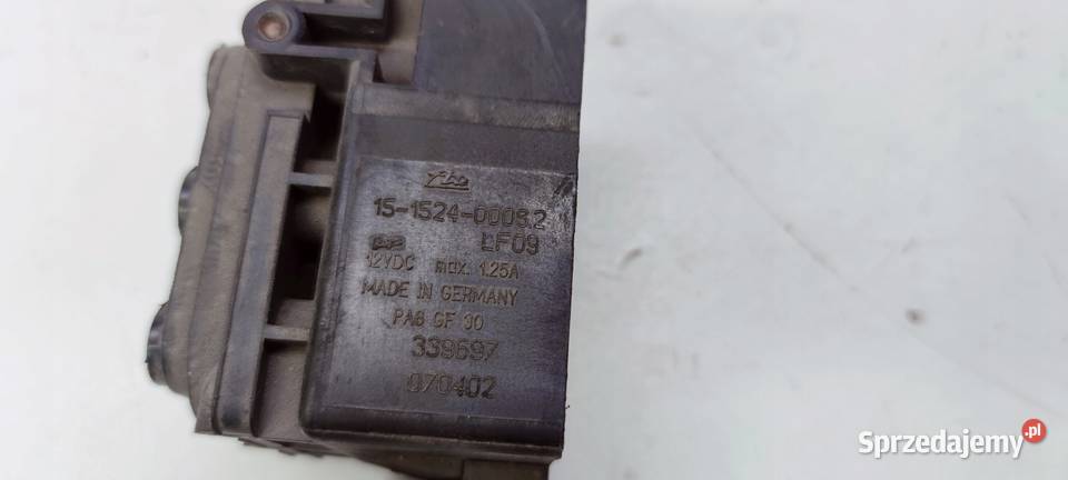 ROZDZIELACZ PNEUMATYKI AUDI Q7 4L 15152400082 Przystajń